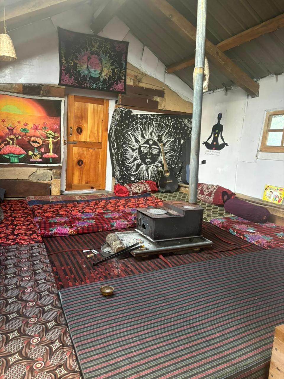 Dev Ropa Hights Malana Ξενοδοχείο Jari Εξωτερικό φωτογραφία
